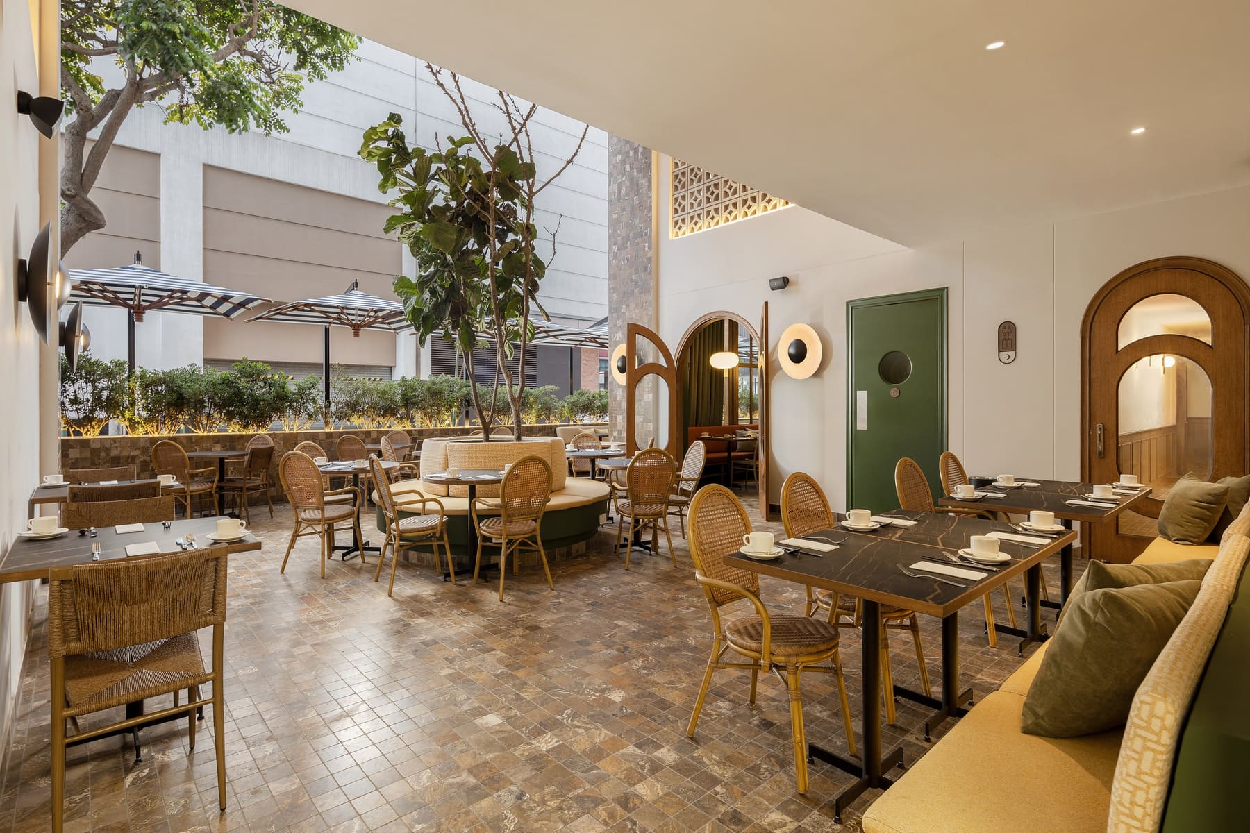 Terraza de Café de Lima en Hotel Humano